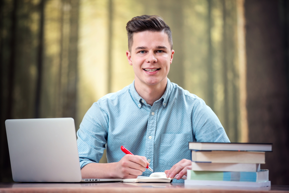 3 motivi per ordinare una tesi da un autore professionista