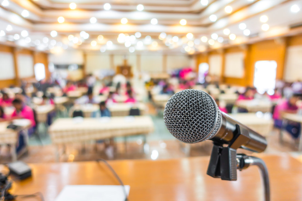 la-scrittura-di-una-tesi-triennale-una-sfida-da-affrontare-con-determinazione