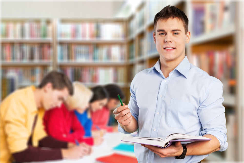 tesi-di-laurea-come-farsi-aiutare-1