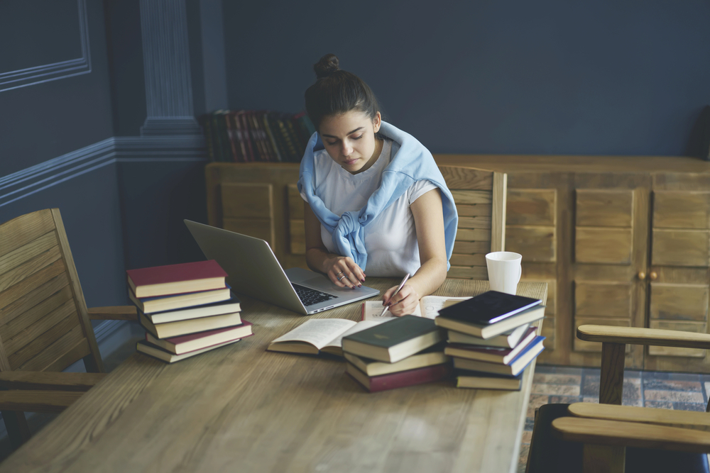 La Differenza tra Tesi Triennale e Tesi Magistrale
