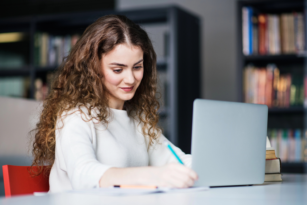 7 metodi per scrivere l'introduzione che colpisca dalla prima parola