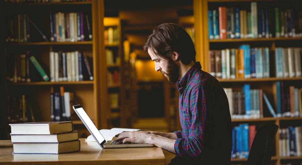 Supporto per gli studenti nella scrittura della tesi: risorse e servizi utili