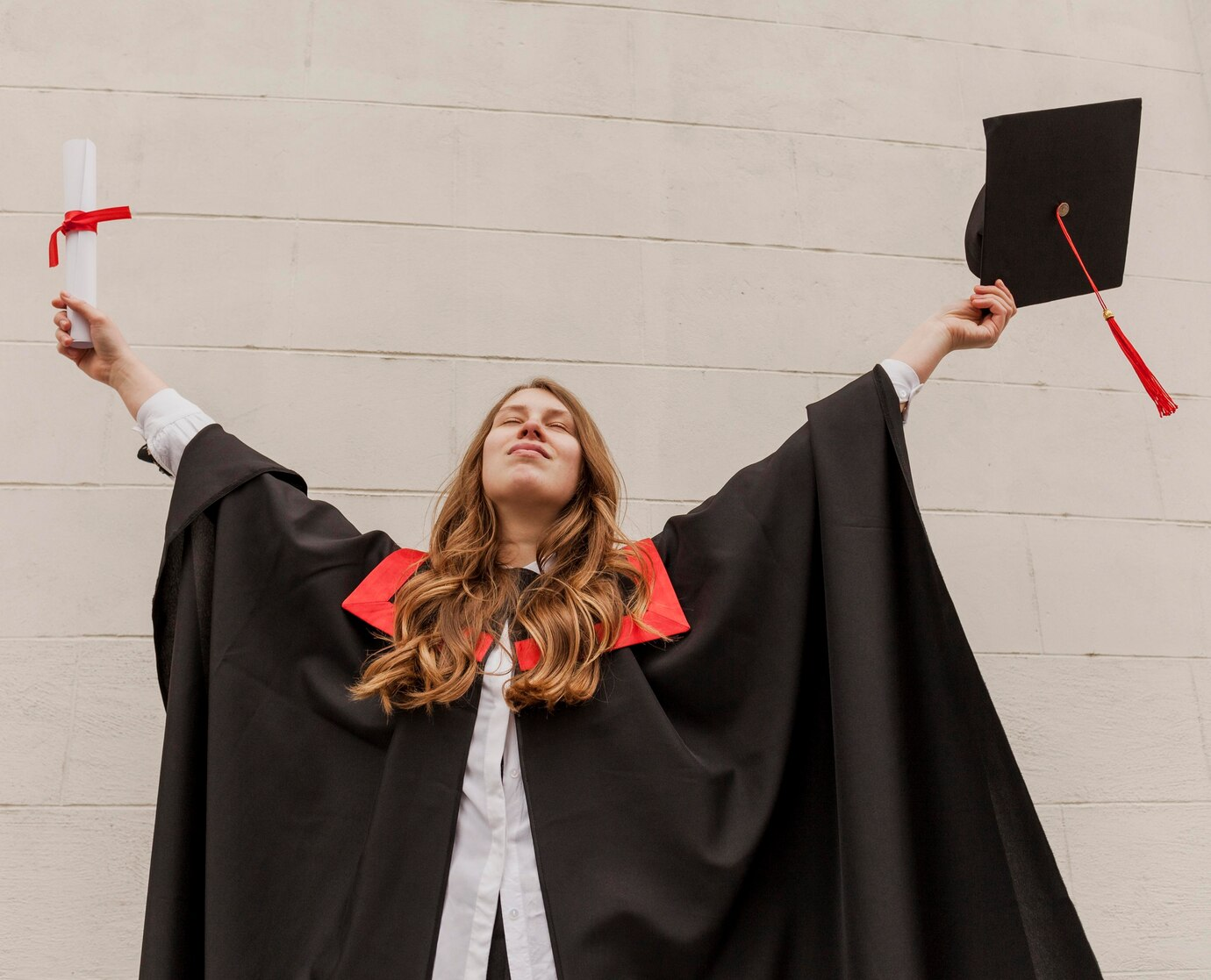 4-falsi-miti-sulla-scrittura-della-tesi-di-laurea-che-ti-stanno-solo-stressando